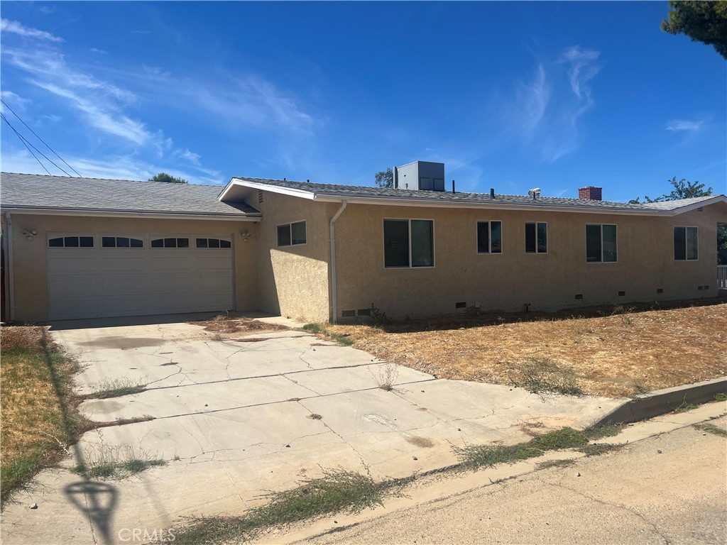 44558 Stanridge Avenue