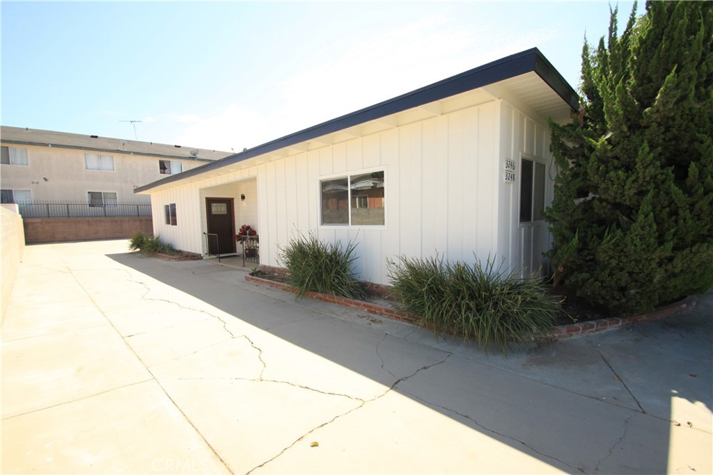 3246 W 135th Street