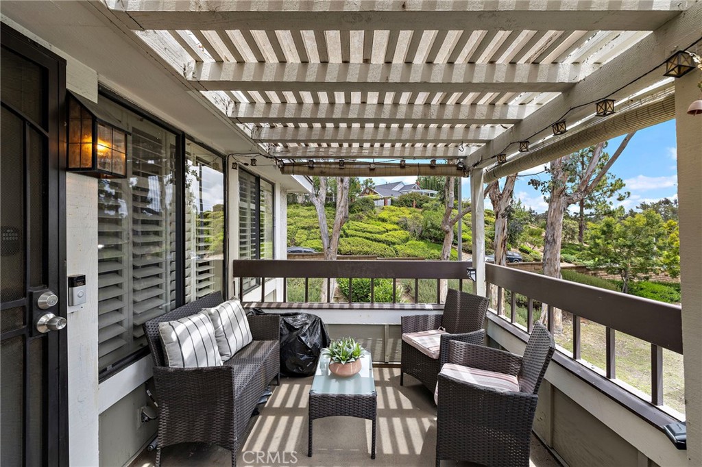 22278 Redwood Pointe 5H