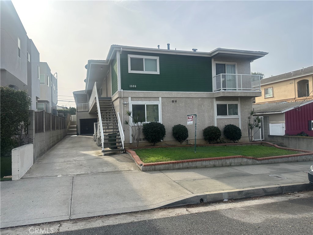 1506 Lomita Blvd
