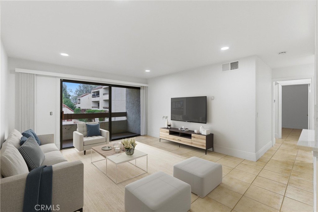 600 W 3rd Street A210