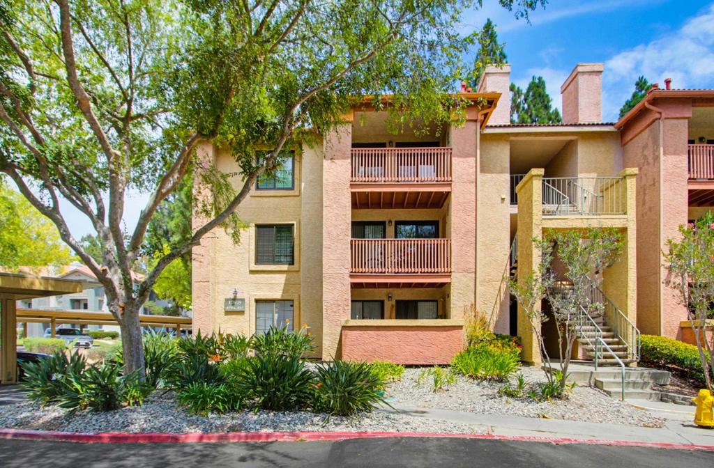 12039 Alta Carmel 147