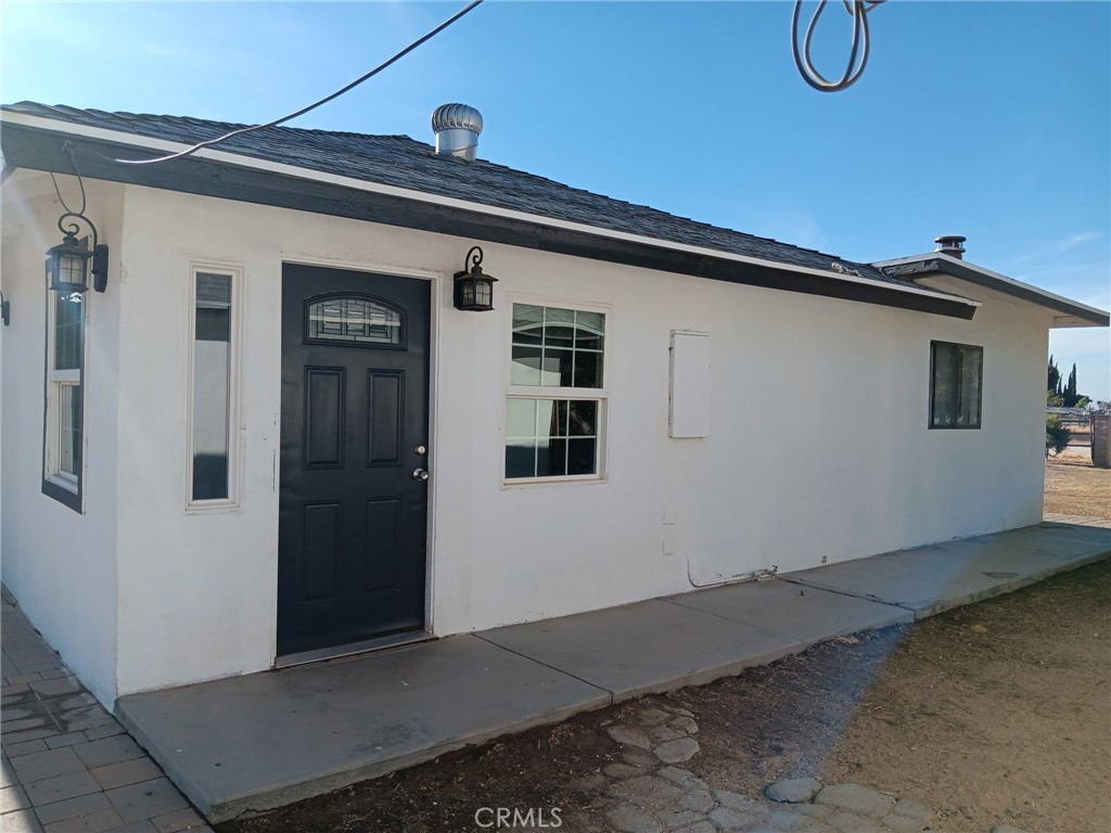 2131 W Avenue M12
