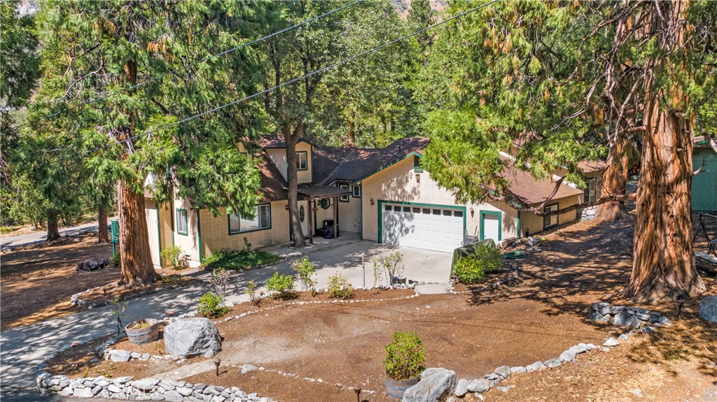 40353 Valley Of The Falls Drive