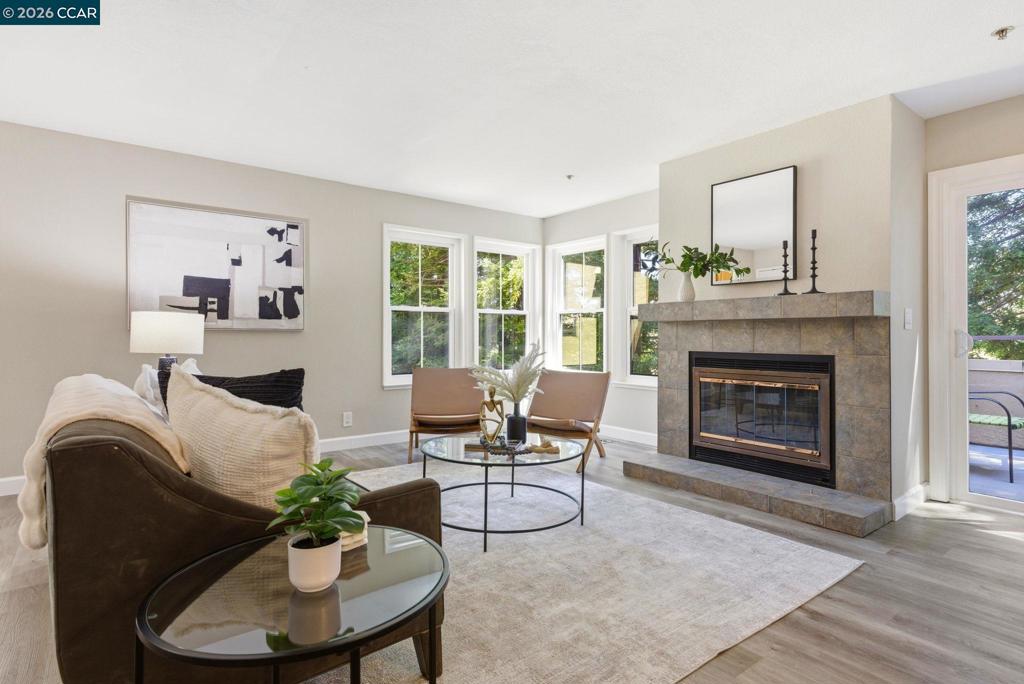 3279 Mount Diablo Ct