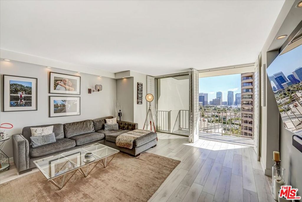 10433 WILSHIRE Boulevard 1202