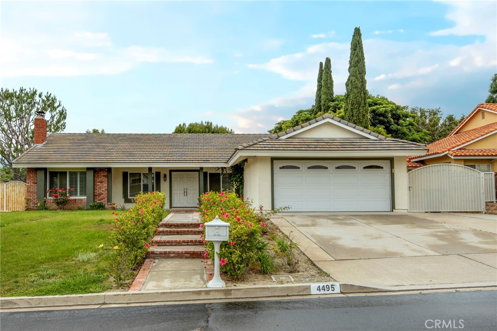 4495 Avenida De La Luz