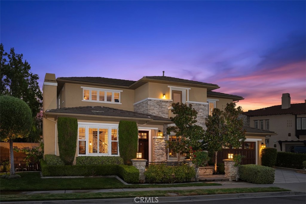 22801 Maiden Lane