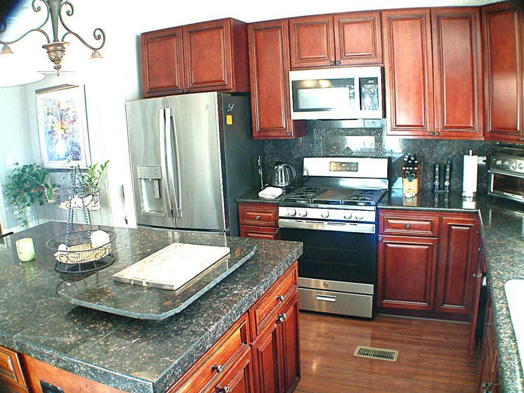 365 MILLPOND Drive 365