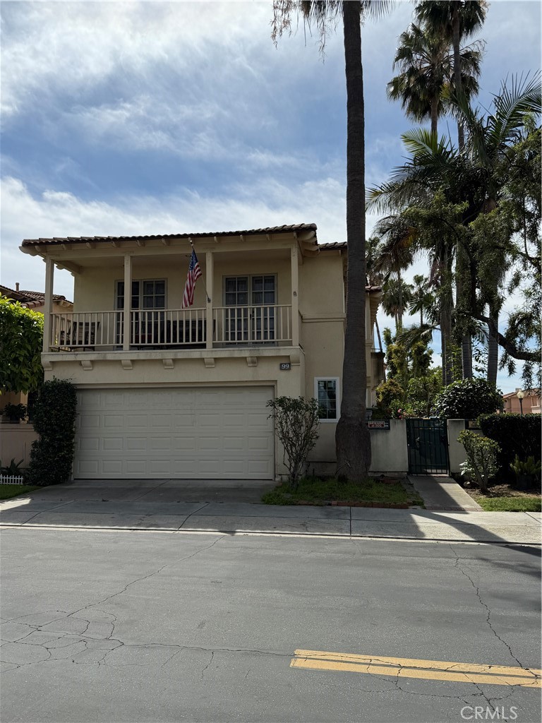 688 N Rimsdale