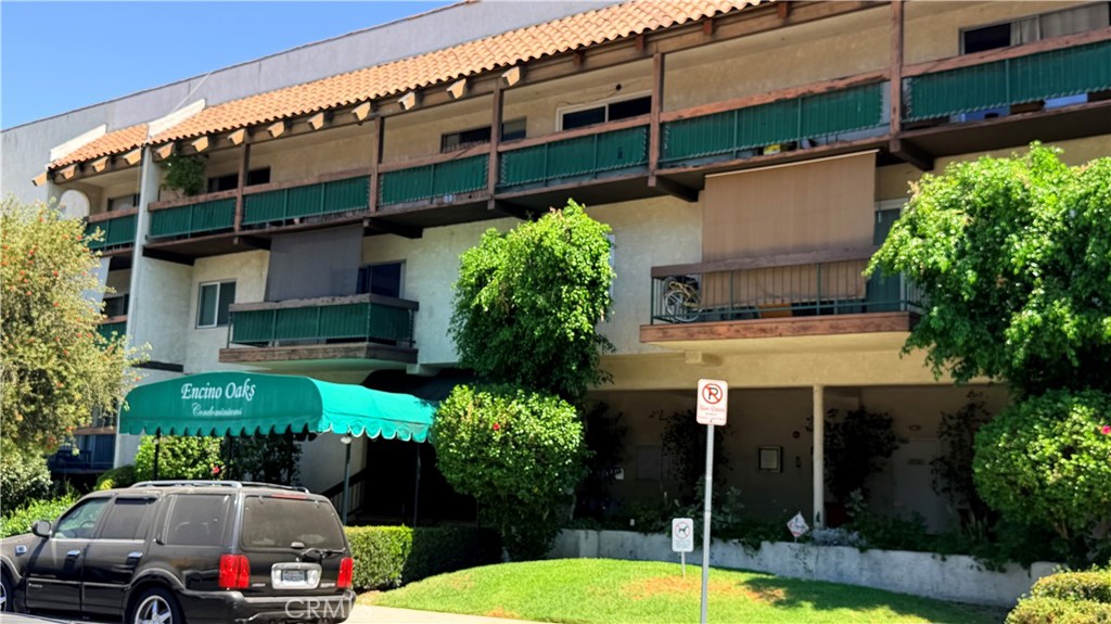 5460 White Oak No. D312