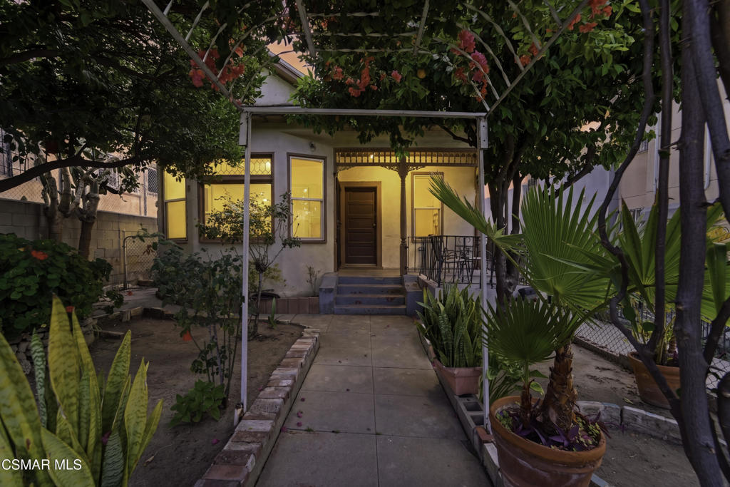 638 N Bunker Hill Avenue