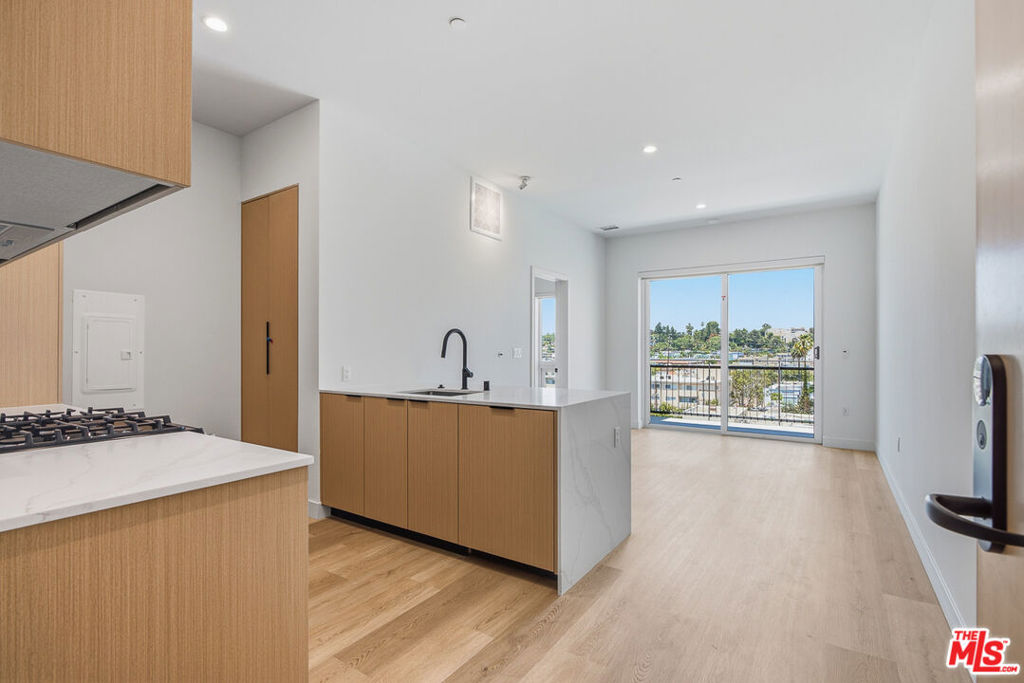 3555 Overland Avenue 610