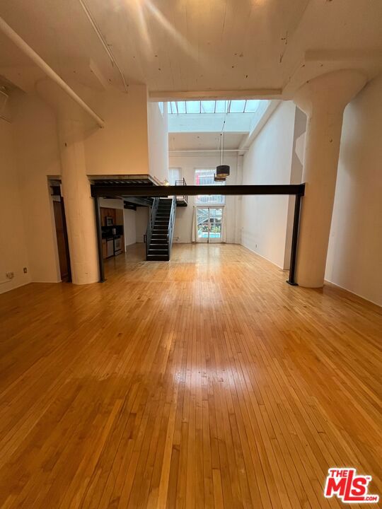 420 S San Pedro Street 103