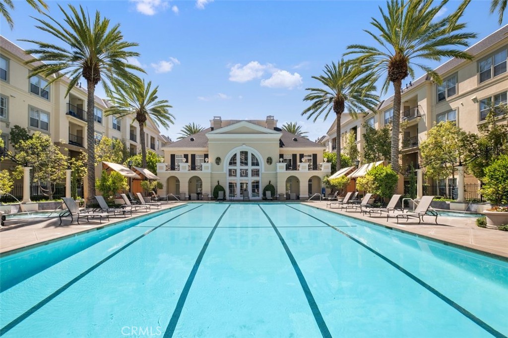 3372 Watermarke Place