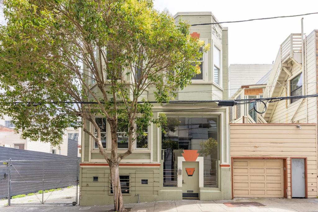 271 Austin Street