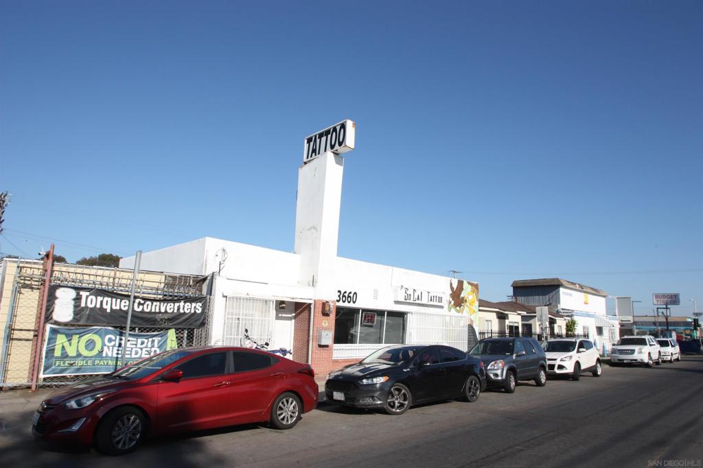 3660 Main St