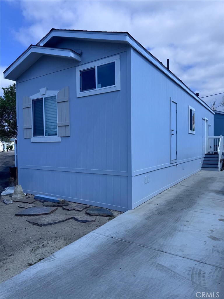 18204 Soledad Canyon Road 56A