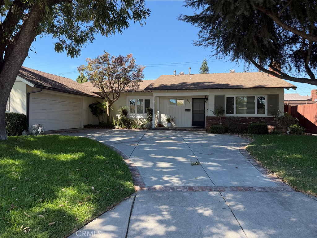 515 W Marbury
