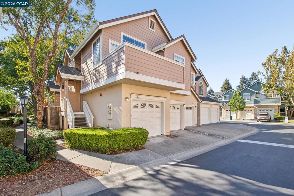 97 Manchester Dr