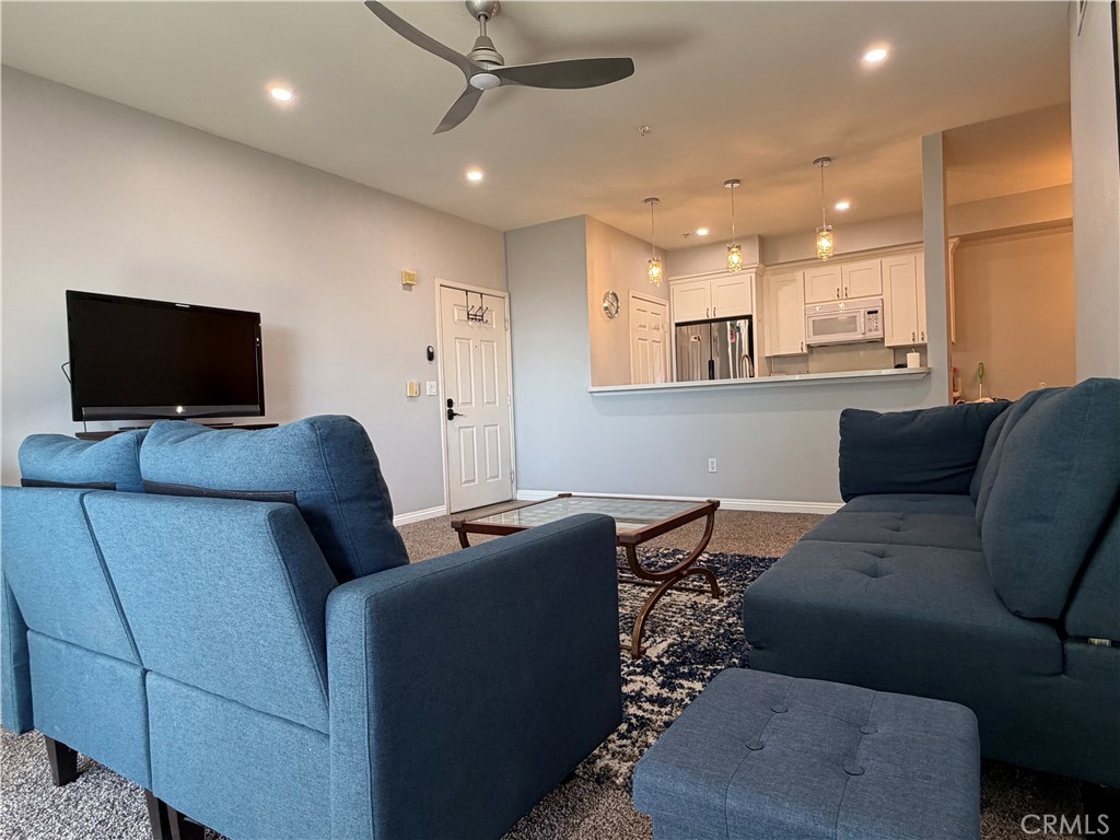375 Central 186