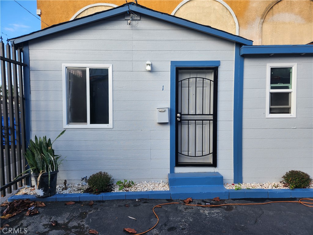 3713 W Imperial 1