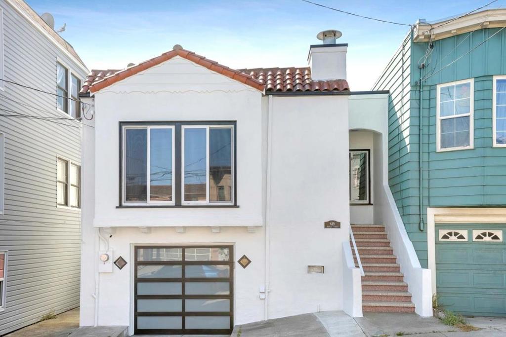 619 Naples Street