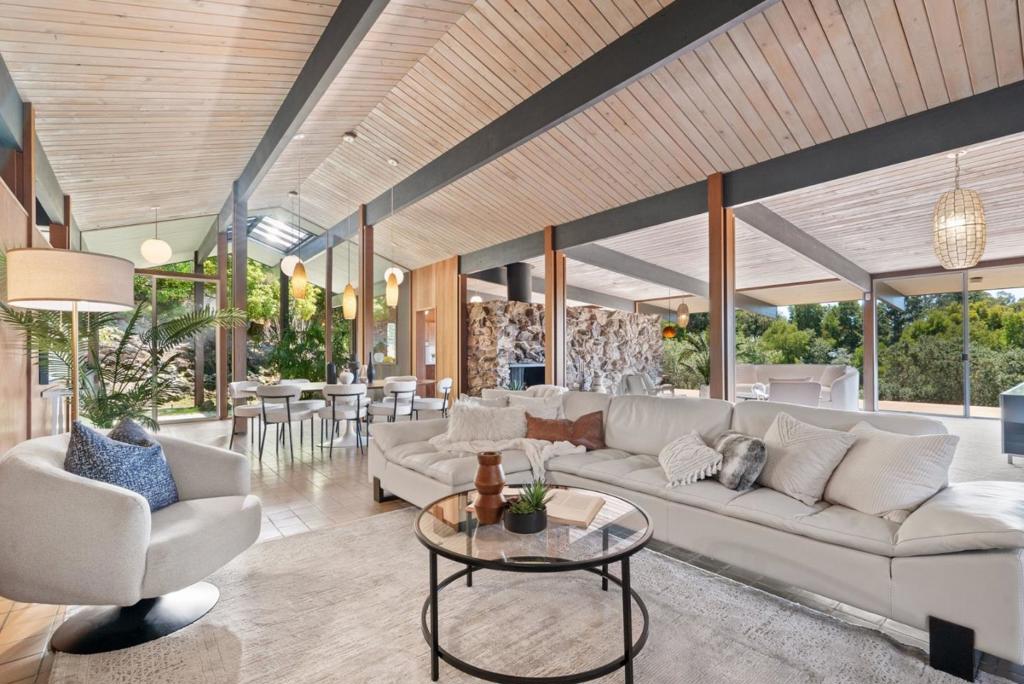 81 Pasatiempo Drive