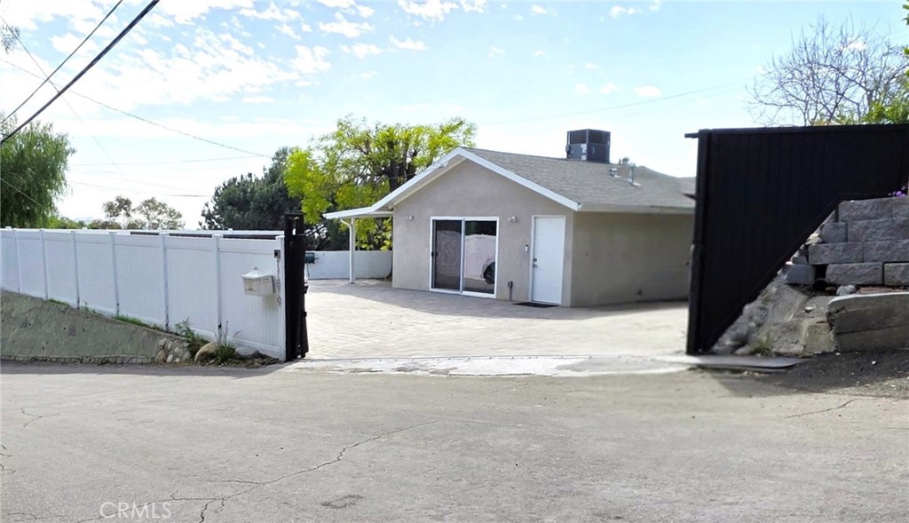 11819 West Trail