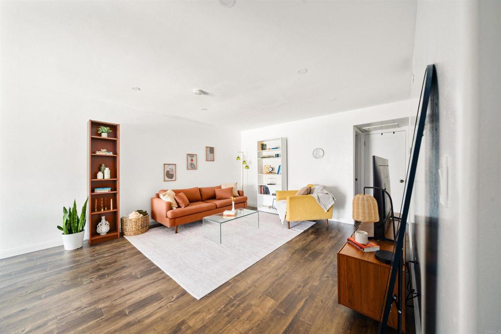 6878 Navajo Road 52
