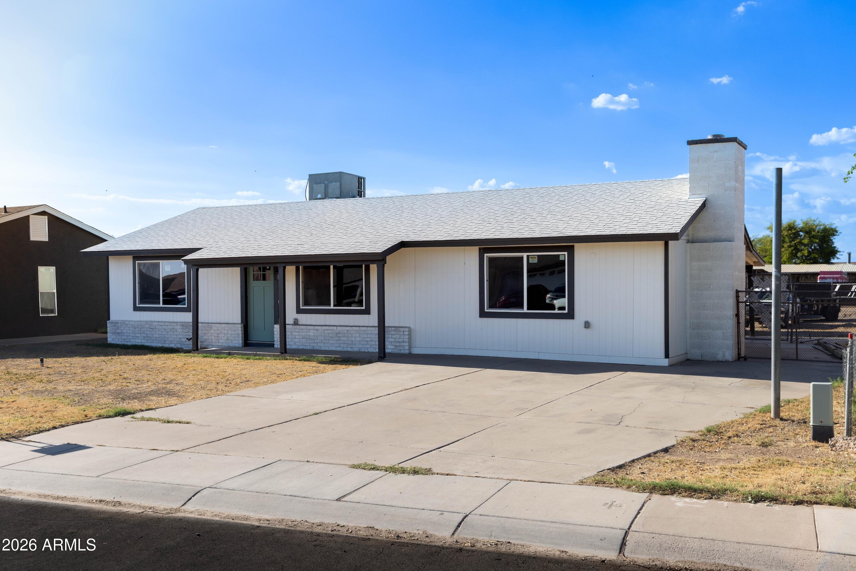 6320 W GARFIELD Street, Phoenix, AZ 85043