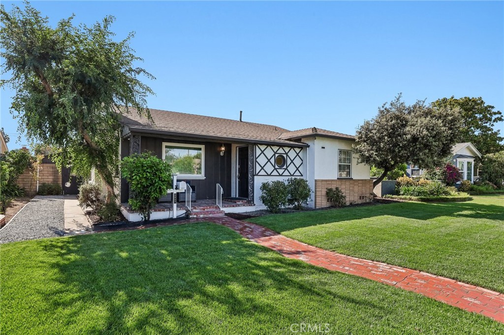 3927 Gaviota