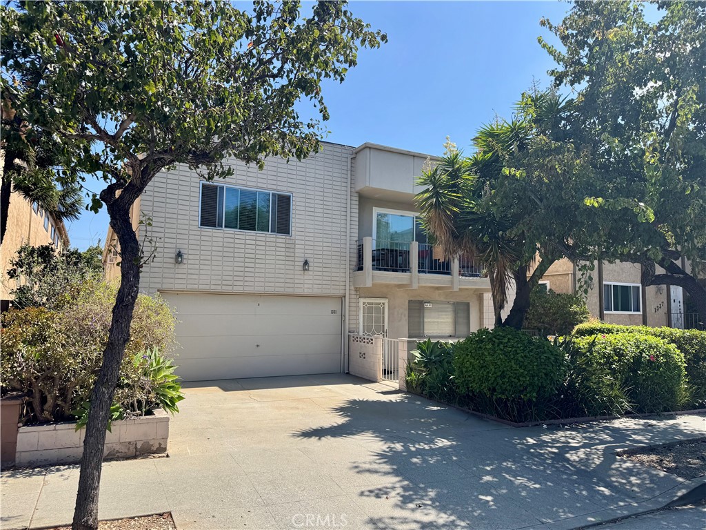 1331 Berkeley Street 3
