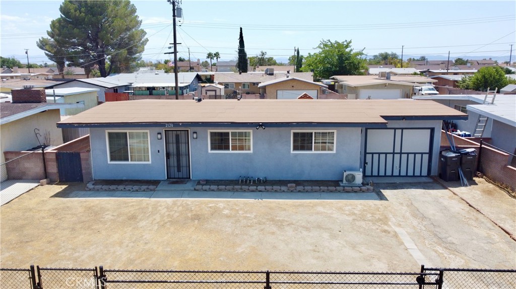 2120 Elm