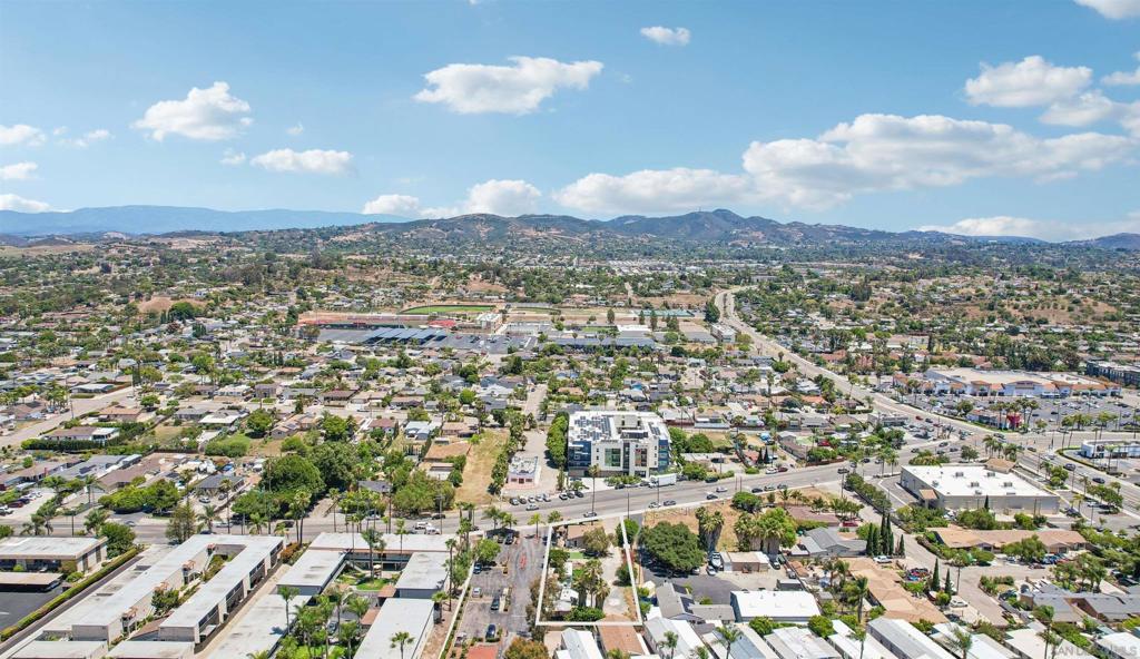 1570 N Santa Fe