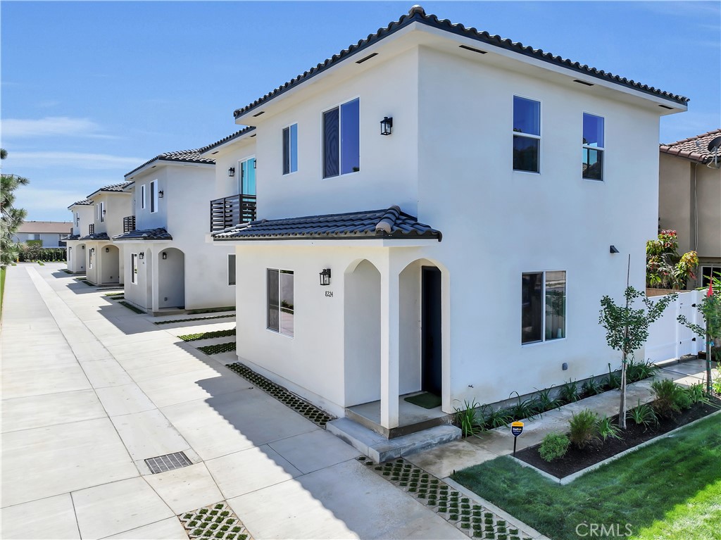 8224 Starr Street