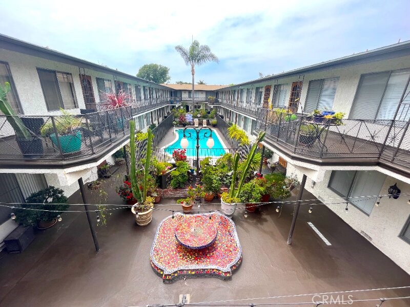2115 Placentia Avenue 24
