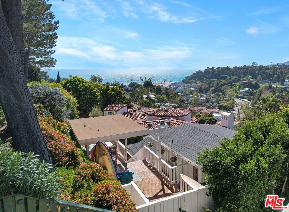 339 Adelaide Drive