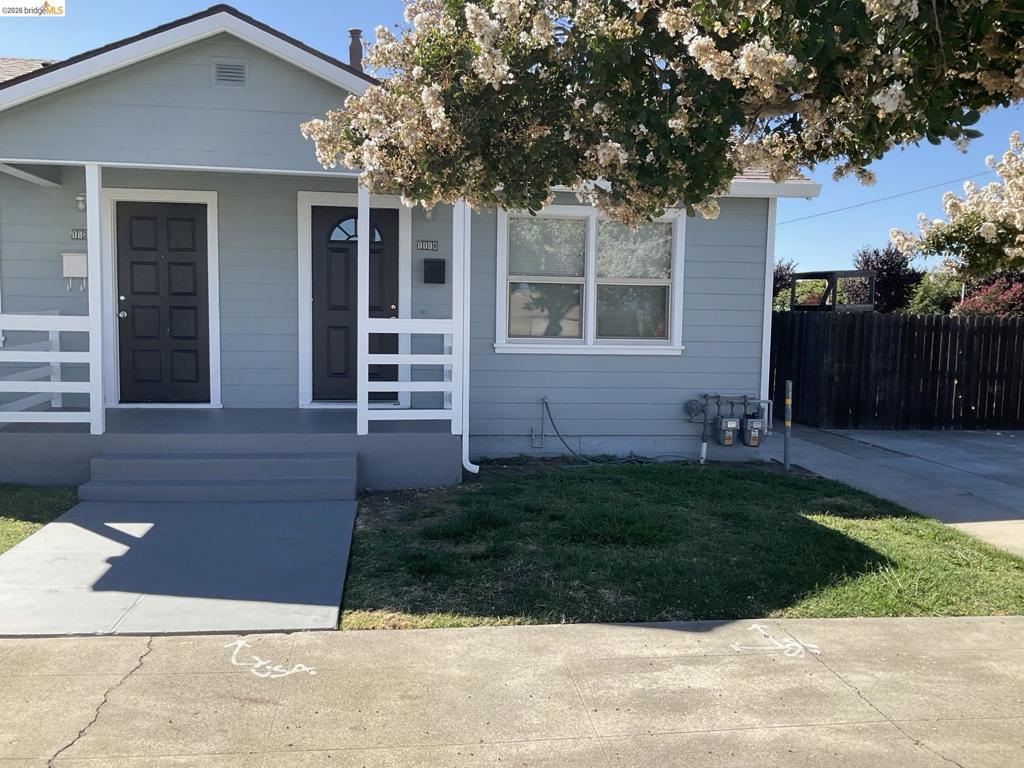 1118 Maple Street