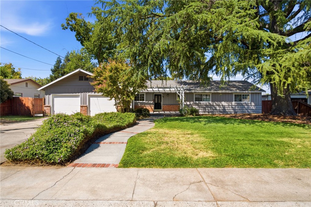 66 Cottage Avenue