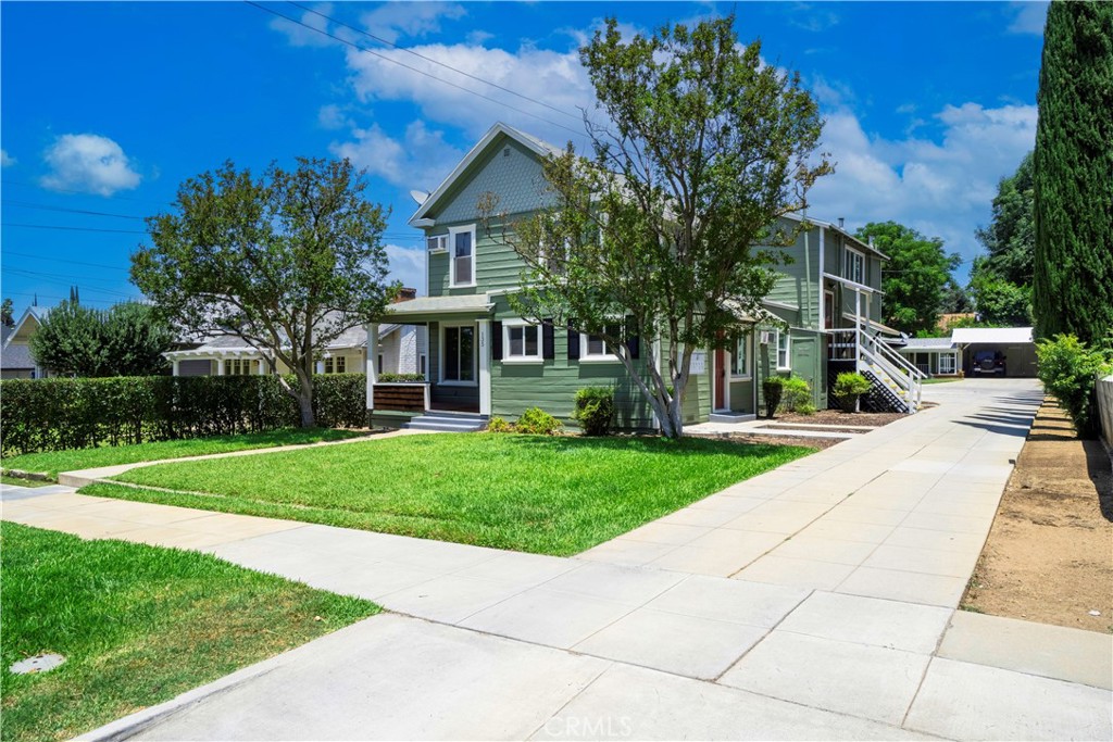 135 S Center Street 6