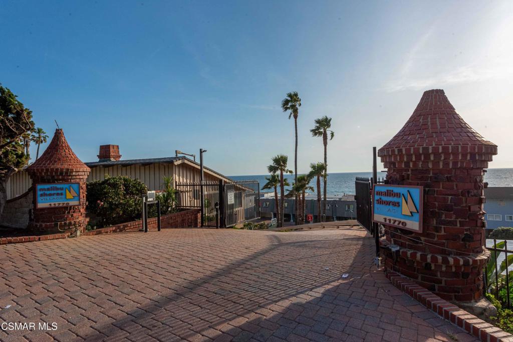 11770 Pacific Coast Highway Ff