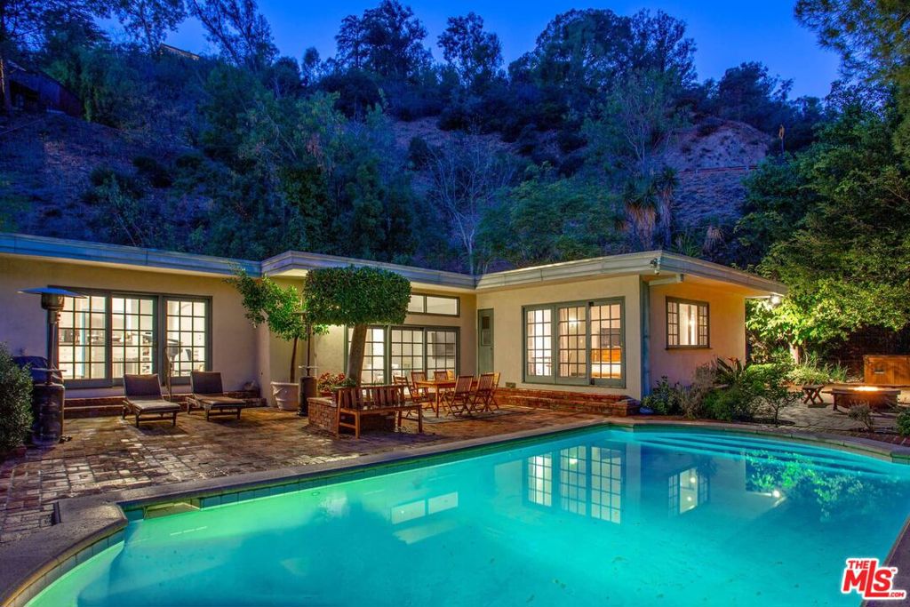 10216 Cielo Drive