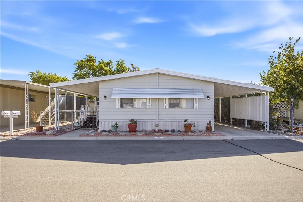 13393 Mariposa Road 81