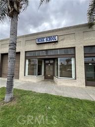 220 W Graham