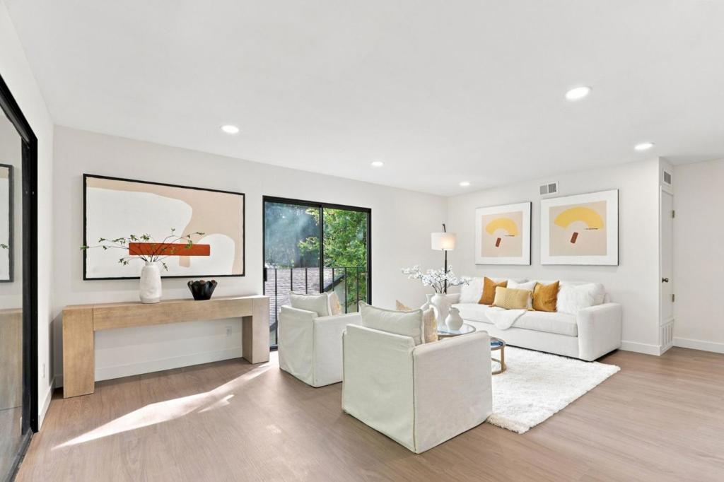 777 San Antonio Road 78