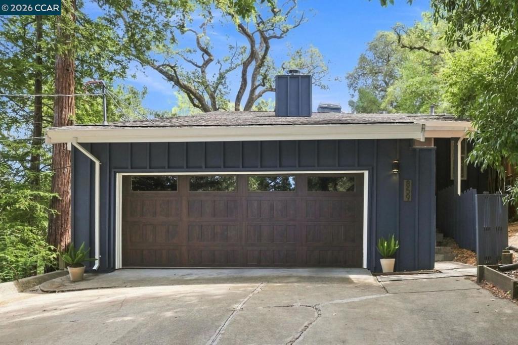 859 Mountain View Dr
