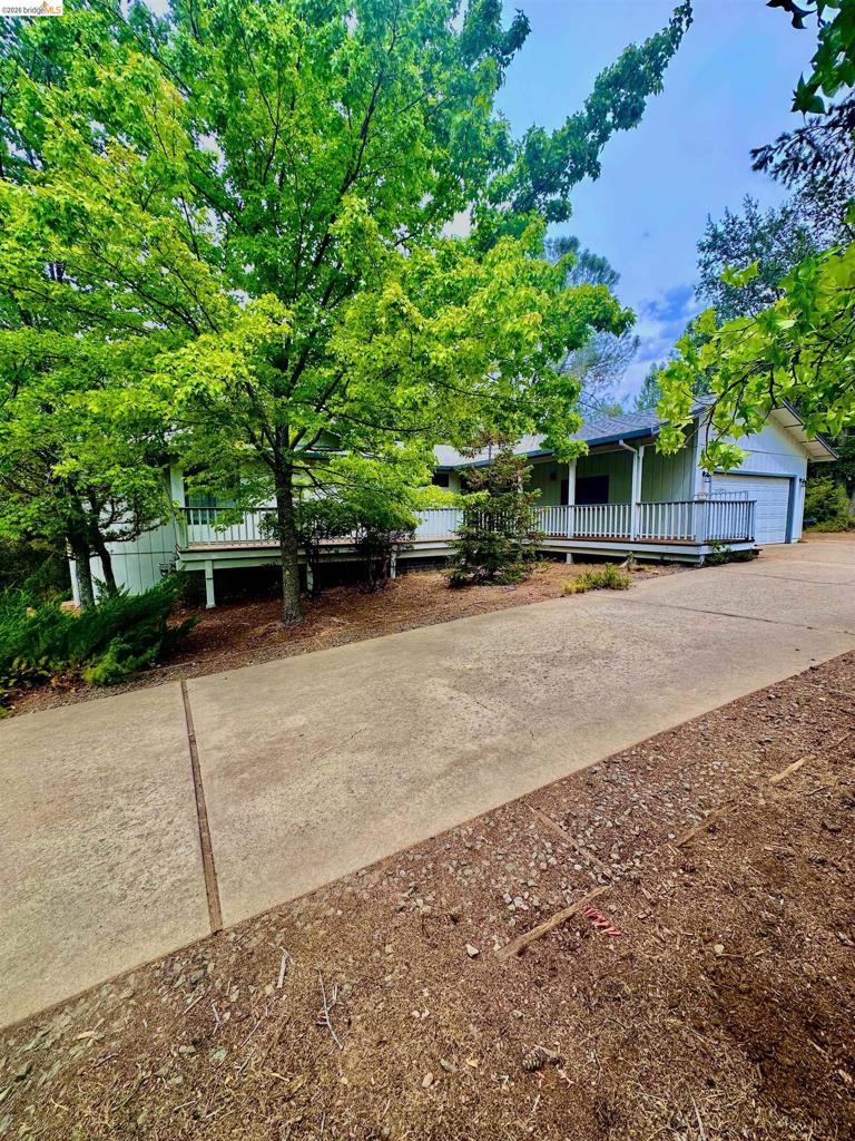 21120 HEMLOCK ST.