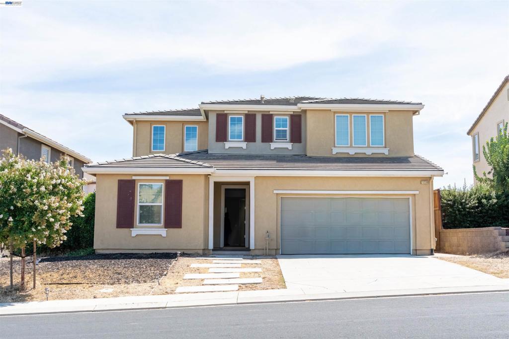 21236 Grapevine Dr