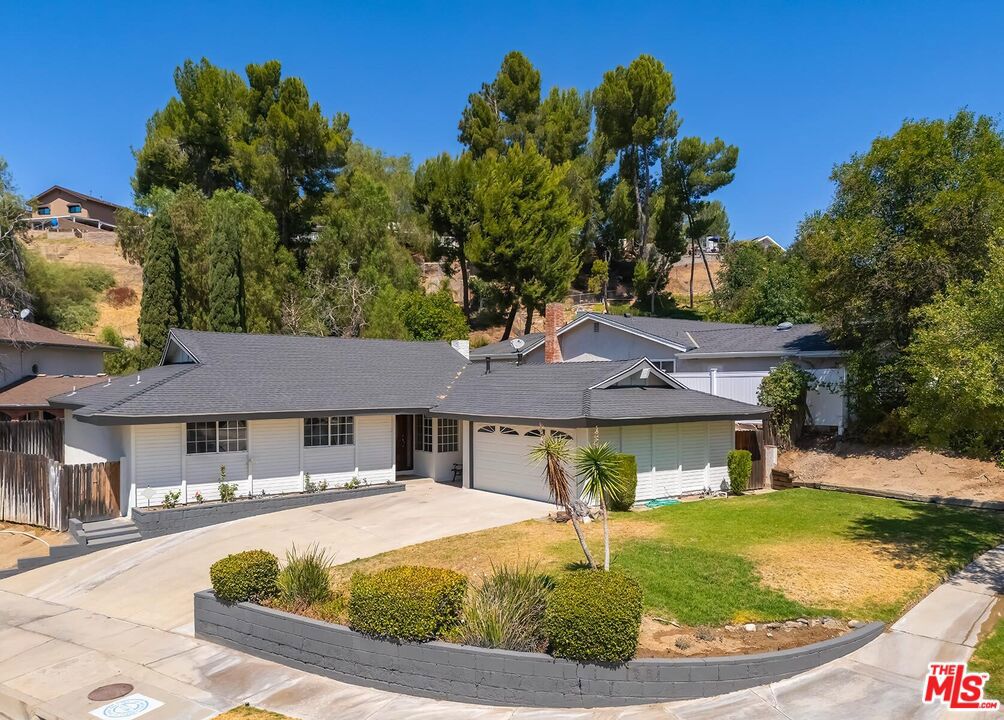 27127 Garza Drive
